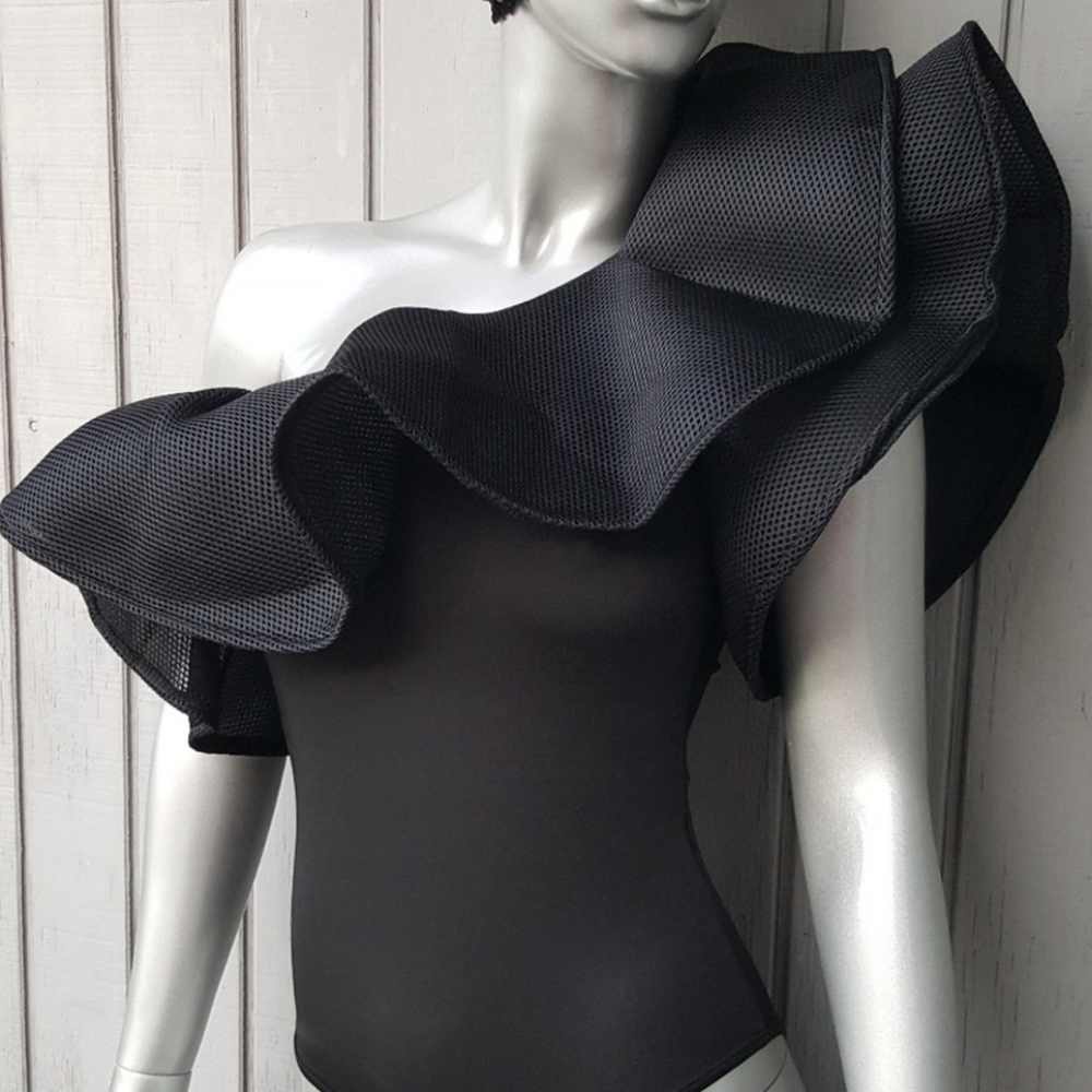Chic Black Ruffled One-Shoulder Bodysuit - Picture 4 of 4